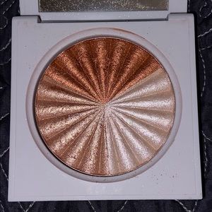 OFRA X Nikkietutorials Highlighter